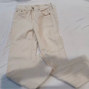 Levi's Women's Cream Straight Leg Jeans